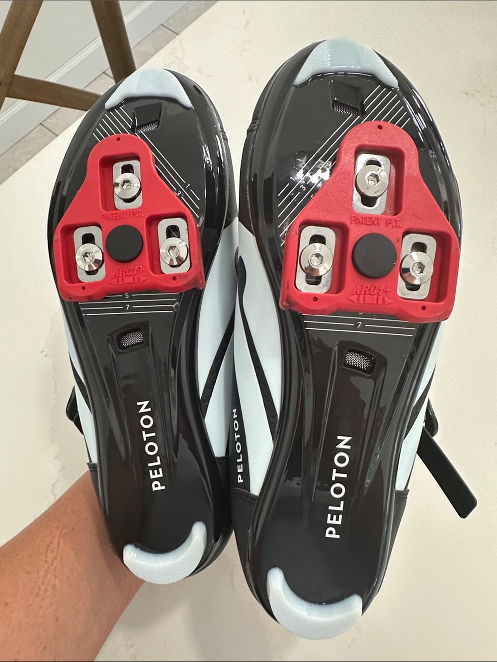 Original Peloton Cycling Shoes with Red Lining - Black EU 39, W8, M6 - Picture 2 of 2